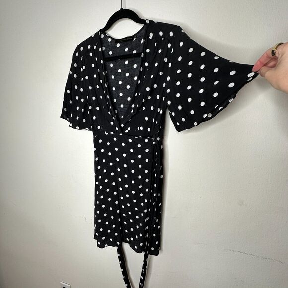 House of Harlow Black White Polka Dot Harper Wrap Mini V-neck Short Sleeve Tie L - Picture 6 of 16